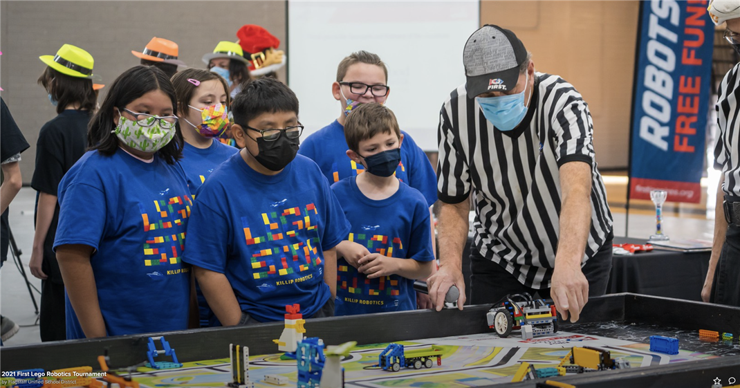 Killip's 2021 Lego Side Robotics Team at a tournament